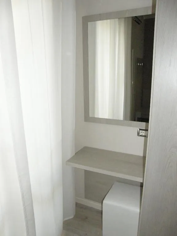 Hotel Stefan Room&Breakfast Gatteo a Mare 3*,